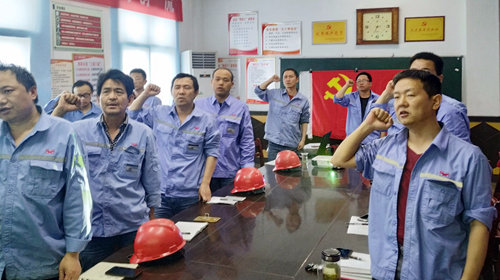 宜化集團(tuán)安全警示日:深刻吸取教訓(xùn) 堅(jiān)守安全底線(圖4) 宜化集團(tuán)安全警示日:深刻吸取教訓(xùn) 堅(jiān)守安全底線(圖4)