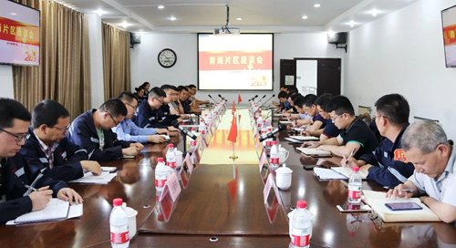 王大真到青海片區(qū)現(xiàn)場(chǎng)辦公(圖3) 王大真到青海片區(qū)現(xiàn)場(chǎng)辦公(圖3)