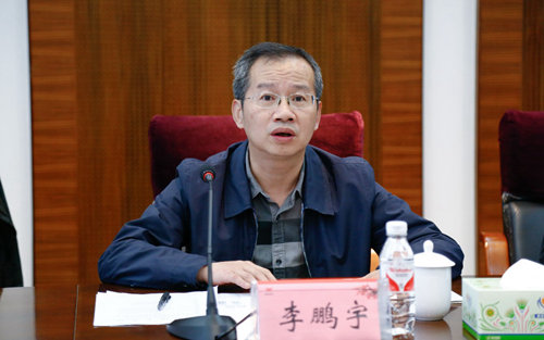 宜昌市審計(jì)局局長李鵬宇一行到宜化集團(tuán)調(diào)研(圖3) 宜昌市審計(jì)局局長李鵬宇一行到宜化集團(tuán)調(diào)研(圖3)