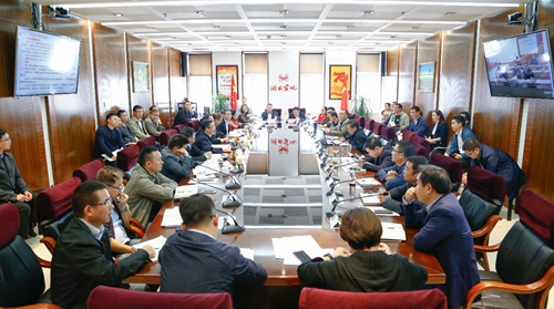 集團(tuán)召開(kāi)2020年度全面財(cái)務(wù)預(yù)算培訓(xùn)會(huì)及11月份資金計(jì)劃會(huì)(圖1) 集團(tuán)召開(kāi)2020年度全面財(cái)務(wù)預(yù)算培訓(xùn)會(huì)及11月份資金計(jì)劃會(huì)(圖1)