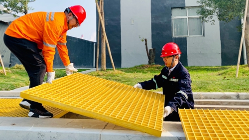 集團領(lǐng)導干部深入基層一線勞動(圖9) 集團領(lǐng)導干部深入基層一線勞動(圖9)