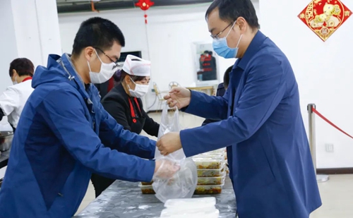 集團(tuán)總部:嚴(yán)抓疫情防控 保障辦公秩序(圖5) 集團(tuán)總部:嚴(yán)抓疫情防控 保障辦公秩序(圖5)