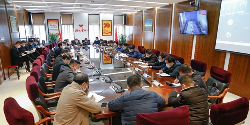 集團(tuán)傳達(dá)學(xué)習(xí)市委專題研究宜化工作會(huì)議精神(圖1) 集團(tuán)傳達(dá)學(xué)習(xí)市委專題研究宜化工作會(huì)議精神(圖1)