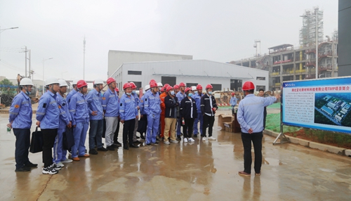 集團(tuán)組織優(yōu)秀班組長開展“三個(gè)一”活動(圖2) 集團(tuán)組織優(yōu)秀班組長開展“三個(gè)一”活動(圖2)