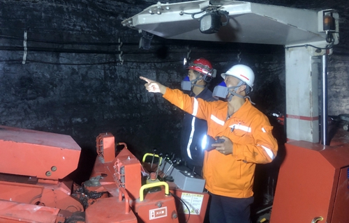 礦業(yè)公司：思維碰撞、經(jīng)驗共享，講出班組安全管理標(biāo)準(zhǔn)化建設(shè)好辦法(圖2)