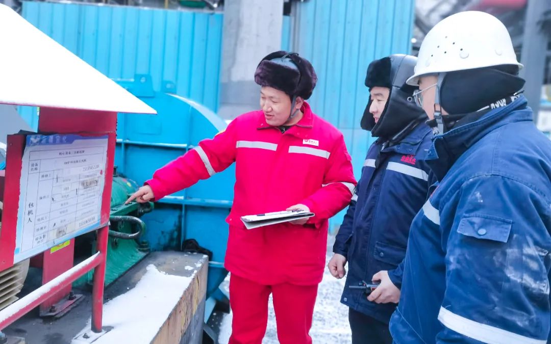 新疆宜化電石車(chē)間二一班：強(qiáng)化班組建設(shè)，筑牢基層基石(圖3)