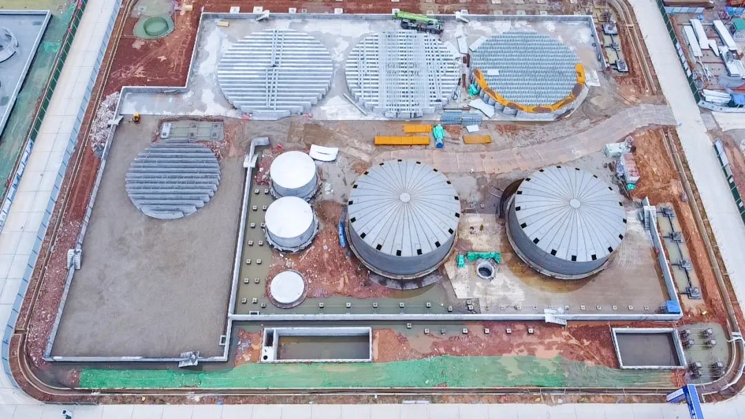 爭春提速！磷化工項目首個建筑單體封頂(圖3)