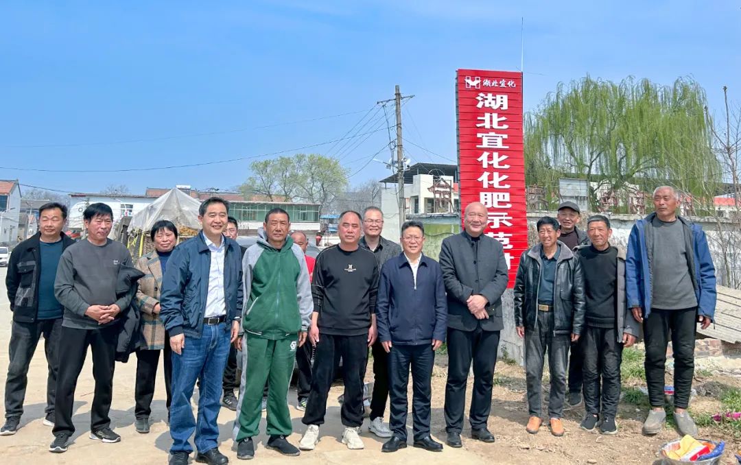 王大真走訪調(diào)研河南銷售市場(chǎng)(圖4) 王大真走訪調(diào)研河南銷售市場(chǎng)(圖4)