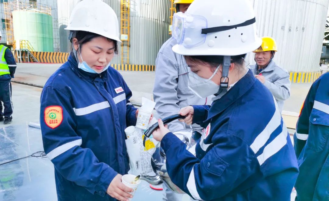 新疆宜化：直擊大修一線，看他們奮戰(zhàn)的身影(圖9)